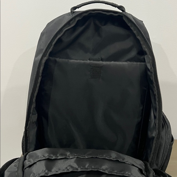 Targus Backpack - Picture 9 of 12